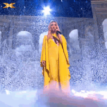 Finale Performance GIF - Finale Performance Singer GIFs