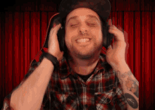 Doodybeard Head Bang GIF - Doodybeard Head Bang Jamming To Music GIFs