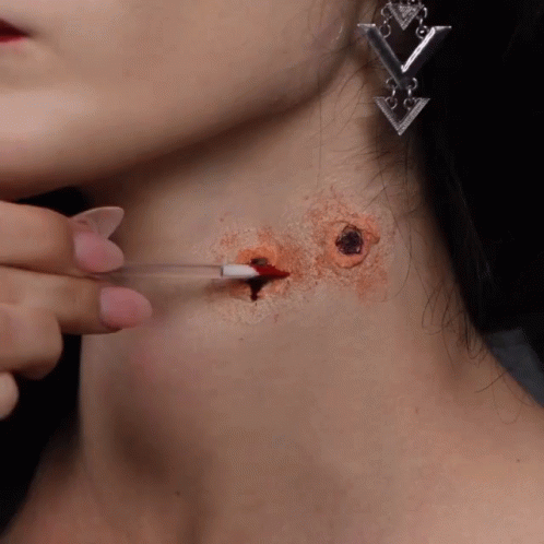 våben utilsigtet hændelse renhed Vampire Bites Bleeding GIF - Vampire Bites Bleeding Costume Makeup -  Discover & Share GIFs