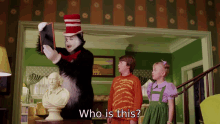 Cat In The Hat Who Is This GIF - Cat In The Hat Who Is This Humuna GIFs