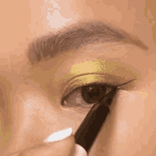 Eyeliner Rare Beauty GIF - Eyeliner Rare Beauty Sephora GIFs
