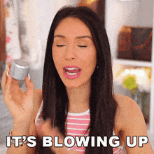 It'S Blowing Up Everywhere Shea Whitney GIF - It'S Blowing Up Everywhere Shea Whitney It'S Getting Popular GIFs