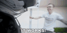 It Works Austin Evans GIF - It Works Austin Evans It Functions GIFs