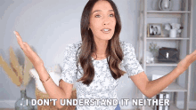 I Dont Understand It Neither Shea Whitney GIF - I Dont Understand It Neither Shea Whitney Fashion GIFs