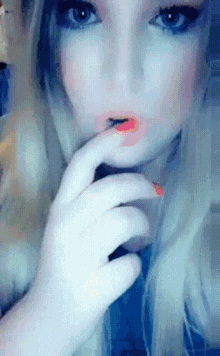 Thot Pocket Bethy GIF - Thot Pocket Bethy Come Here GIFs