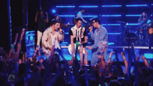 Jonas Brothers Live GIF - Jonas Brothers Live Performance GIFs