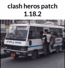 Clash Heros Clash Royale GIF