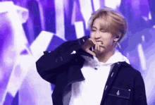 Han Jisung Stray Kids GIF - Han Jisung Stray Kids Rapping GIFs