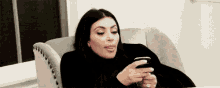Kim Kardashian The Kardashians GIF - Kim Kardashian The Kardashians Ignoring GIFs