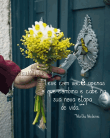 Flowers Butterfly GIF - Flowers Butterfly Quotes GIFs