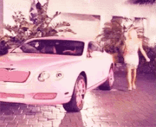 paris hilton car pink