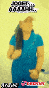 a woman in a blue shirt and white hat says joget
