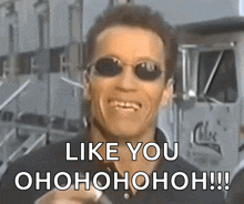 Arnold Schwarzenegger Like You GIF - Arnold Schwarzenegger Like You Laughing GIFs