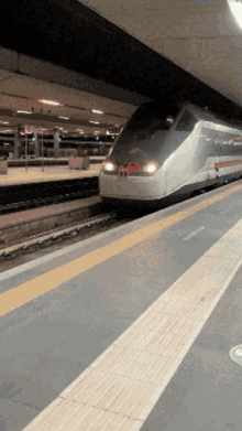 Train Pescara GIF - Train Pescara Trainitalia GIFs