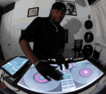 Tron Tables Touch Osc Touchscreen Turntables Traktor Pro GIF - Tron Tables Touch Osc Touchscreen Turntables Traktor Pro GIFs