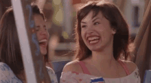 Hhheheh GIF - Besties Laugh Selena Gomez GIFs