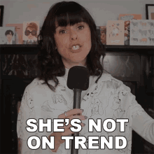 Shes Not On The Trend Tara Mooknee GIF - Shes Not On The Trend Tara Mooknee Shes Not In The Mainstream GIFs