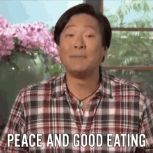 Ming Tsai Eating GIF - Ming Tsai Eating Eat GIFs