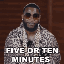 Five Or Ten Minutes Gucci Mane GIF - Five Or Ten Minutes Gucci Mane Ill Be Quick GIFs