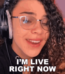 Im Live Right Now Fluctra GIF - Im Live Right Now Fluctra Im Streaming Now GIFs