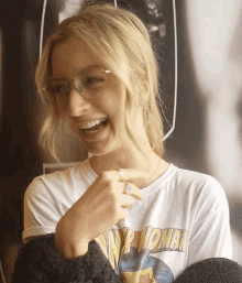 Laughing Girl Laughing GIF - Laughing Girl Laughing Laughter GIFs
