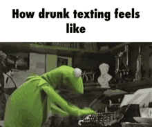 Drunk Texting Texting GIF - Drunk Texting Texting Text GIFs