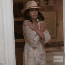Im Feeling Cold Real Housewives Of New York GIF - Im Feeling Cold Real Housewives Of New York Rhony GIFs