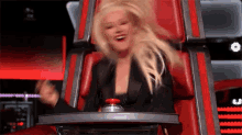 Christina Bouncing In Chair GIF - The Voice Christina Aguilera Dance GIFs