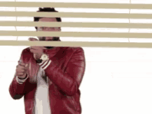 Creep Blinds GIF - Creep Blinds Lower The Blinds GIFs