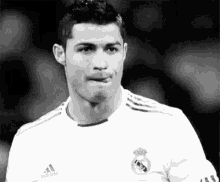 Guino De Ronaldo GIF - Ronaldo Cristianoronaldo Realmadrid GIFs