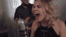 Singing High Note GIF - Singing High Note Recording GIFs