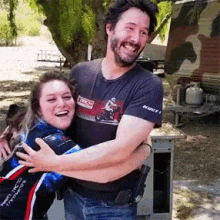 Keanu Reeves Hug GIF - Keanu Reeves Hug Hugging GIFs