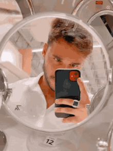 Mamadeiras Orlandinho Milanello GIF - Mamadeiras Orlandinho Milanello Mirror Selfie GIFs