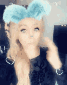 Lindsey Stirling Excited GIF - Lindsey Stirling Excited Smile GIFs
