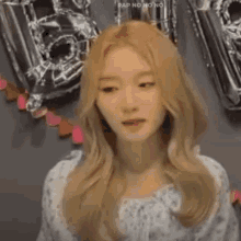 Innocent Gowon GIF - Innocent Gowon Loona GIFs