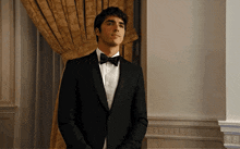 Red White And Royal Blue Taylor Zakhar Perez GIF