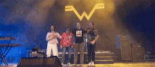 Weezer Leaving Stage GIF - Weezer Leaving Stage Im Out GIFs