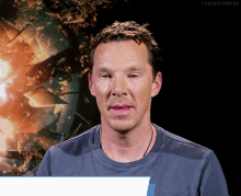 Benedict Cumberbatch Kiss GIF - Benedict Cumberbatch Kiss Emoji GIFs