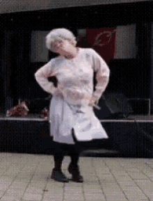 fizzog fizzogs dancing grannies dancing grannies