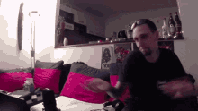Here Give GIF - Here Give Psychopato666 GIFs