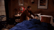 Two And A Half Men: Guten Morgen GIF - Two And A Half Men Charlie Sheen Guten Morgen GIFs