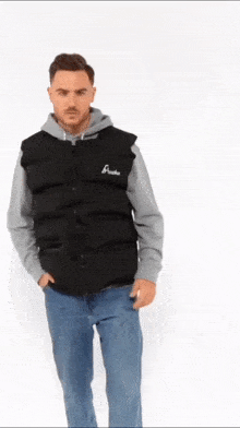 Inflatable Puffer Vest GIF - Inflatable Puffer Vest Gilet GIFs