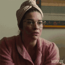 Nods Young Ruth Brenner GIF - Nods Young Ruth Brenner Russian Doll GIFs