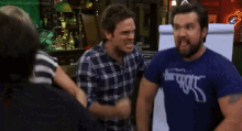 Getting Psyched Up - It'S Always Sunny In Philadelphia GIF - Its Always Sunny In Philadelphia Dee Reynolds Kaitlin Olsen GIFs