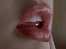 Lips Lipgloss GIF - Lips Lipgloss GIFs