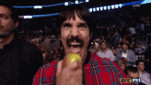 Frusciante Red Hot Chili Peppers GIF - Frusciante Red Hot Chili Peppers Apple Biting GIFs