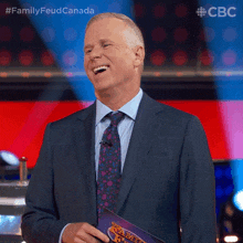 Lol Gerry Dee GIF - Lol Gerry Dee Family Feud Canada GIFs