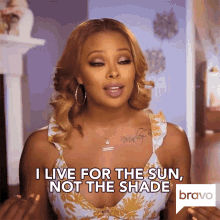 I Live For The Sun Not The Shade GIF - I Live For The Sun Not The Shade Eva GIFs