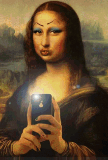Painting Mona GIF - Painting Mona Mona Lisa GIFs