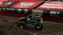 a monster truck with the word grave digger on it